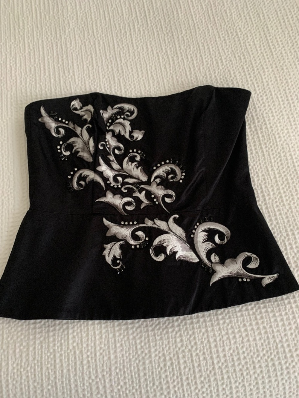 Beaded black, silver, white bustier White House Black Market, Size 6